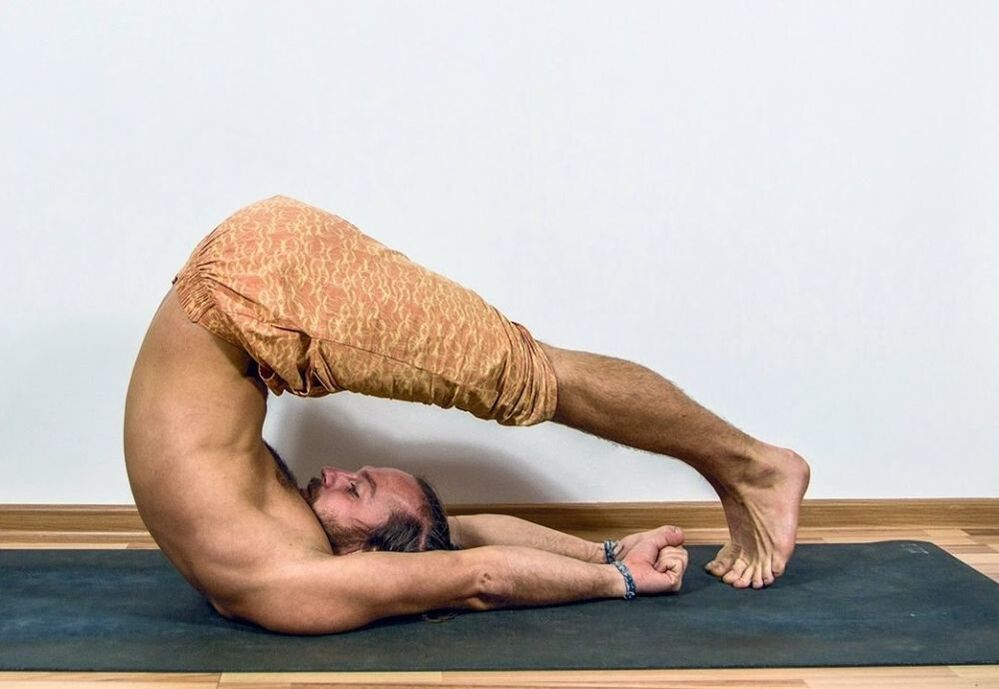 Asana - plug pose